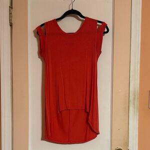 Red Sleeveless High-Low Top